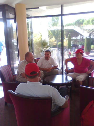 Imagine1241 - ApiMondia