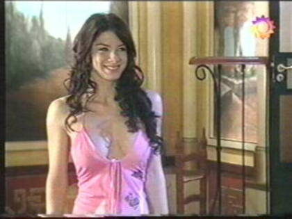 cap176-229 - Osvaldo Laport-Amador si Romina Gaetani-Isa in Sange de tigan