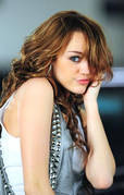 CJCFJWKEVDTAICVBCJY - miley cyrus - hannah montana