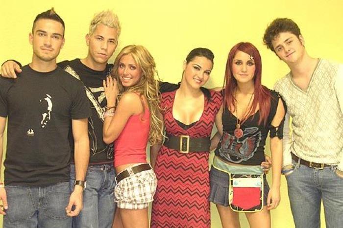 005 - REBELDE