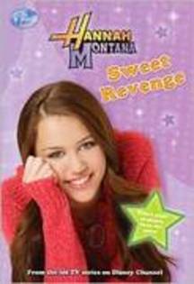 AUVTIHAICWFVILKBACG - here are almost all my photos with Miley and Hannah