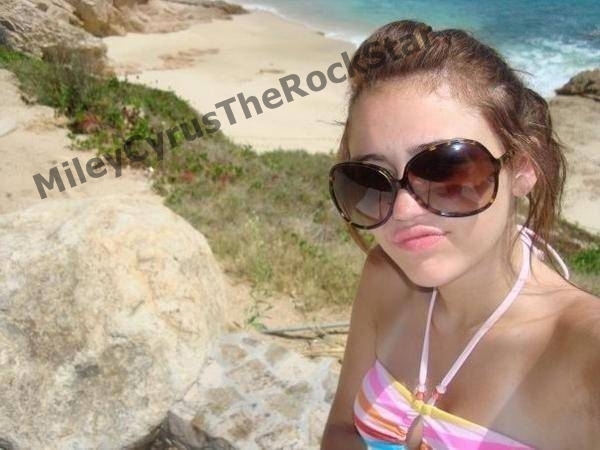 MileyCyrusTheRockStar16 - Poze super rare