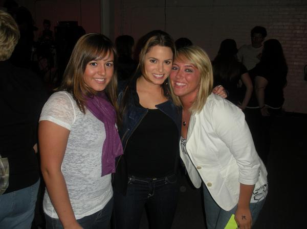 Nikki_Reed_1250944213_4