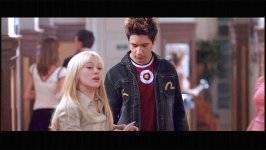 004RYV_Hillary_Duff_048[1]