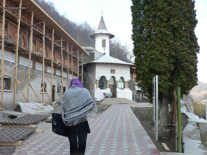 P1040421 - 2009 aprilie manastirile  cetatuia-namaesti-corbi