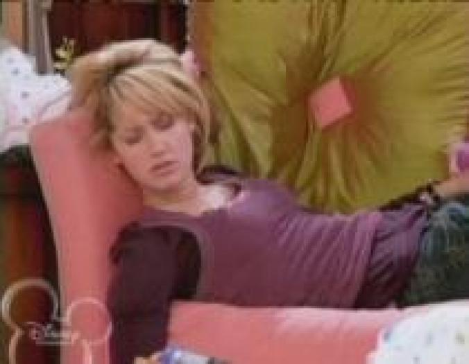 ZYLEIRZOADUEEUSRFGM - ashley tisdale