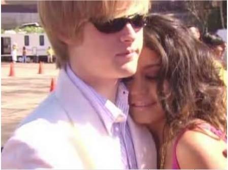 2rqkak1-1 - high school musical toate pozele