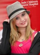 meghan jette martin as tess tyler - protagonistii din camp rock