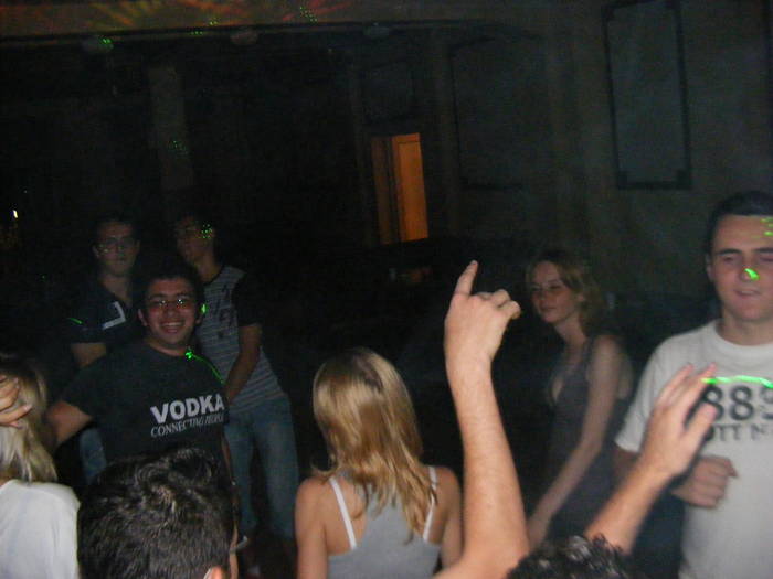 1 064 - 2009 01 08 party