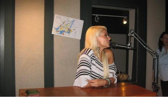 Maryse 4 - Maryse la radio