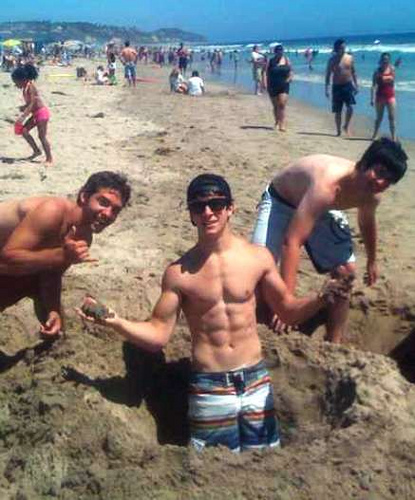 david_henrie_1251682778