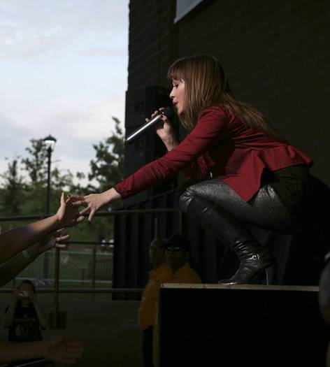 demilovato_net-burninguptourbethelny-0017 - demi lovato