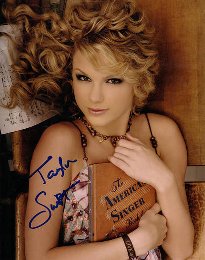 WQITRFSBJMPVSUCWAZE - Taylor Swift