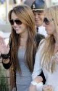 92d63e4c529c65f0 - miley cyrus