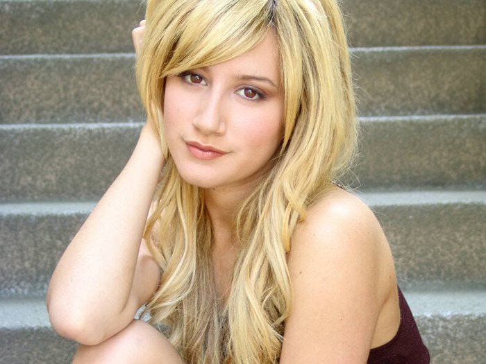 2 - concurs ashley