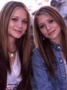 IOUJHNIFUJBKIFTUJYK - Mary Kate Si Ashley Oslen