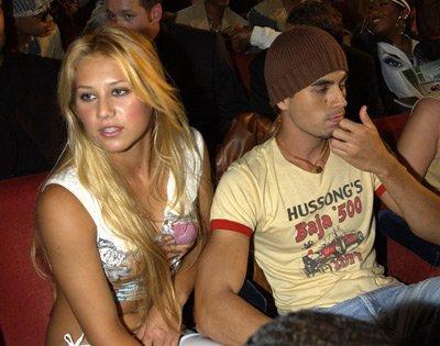 Enrique-Iglesias-1238771762