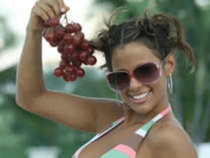 TAMGXTHGDQKQSAOPQJS - Fara sani nu exista paradis