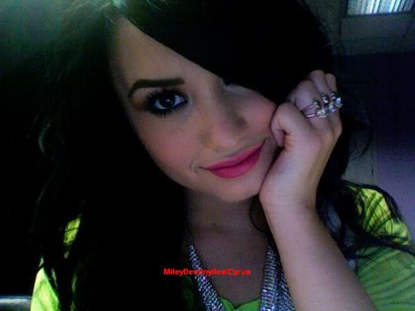  - Demi Lovato frumoasa