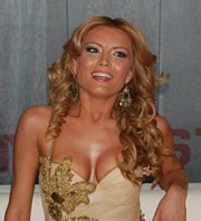 180px-Esc_elena_rom