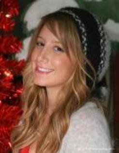 YEJPCCUUXNSCJKIGAEL[1] - ashley tisdale