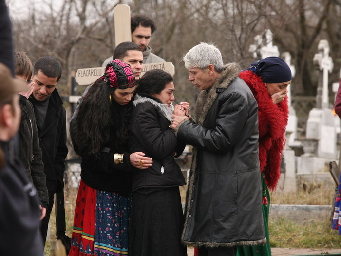 inmormantarebebelus7800