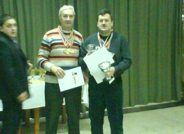 Doi campioni ce se au ca soarecele si pisica; Popescu Liviu si Duroaia Dan
