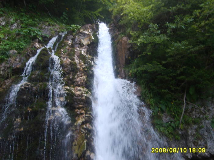 S5001121 - cascade din excursie