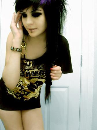 2486592886_74a7a9b41c - Emo girls