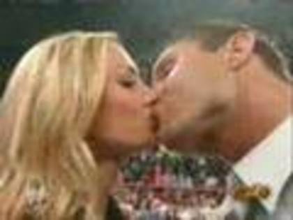 Randy kiss Stacy - WWE KISS