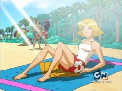 12 - Clover din Totally Spies