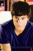 RDLFCAUCLNOSXUZQMSD - poze cu zac efron