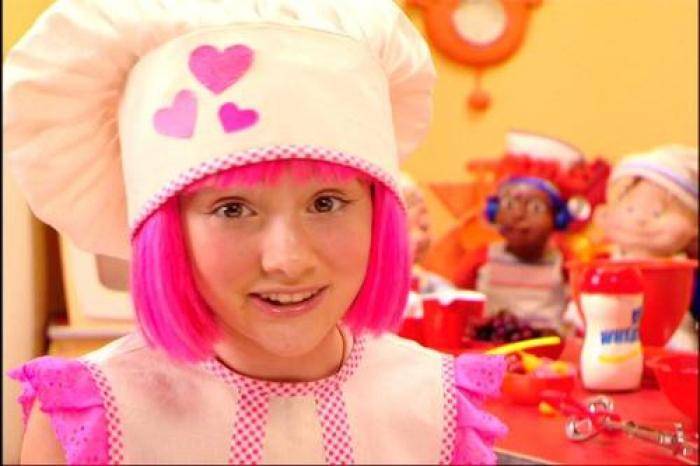 XYPPZLTSKULEZFCVHTA - Stefania Lazy Town