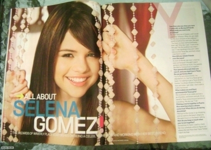 People-special-edition-magazine-selena-gomez-and-demi-lovato-6768074-400-285