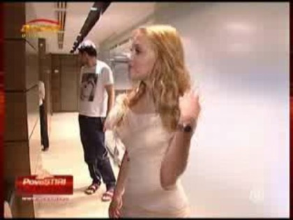 bscap0045 - Poze Cu Andreea Patrascu-Nutzi Si Cativa Colegi