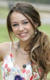 Copy of 1244_milles%20cute%20shirt - miley si hannah