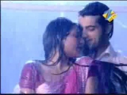 NZOMYIJSDOTGOEVSPSK - Divyanka si Sharad