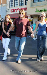 3163275894_4e6e347428_m