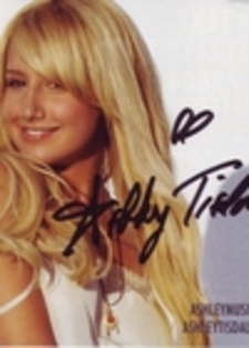 AUTOGRAFUL EI - AUTOGRAFUL LUI ASHLEY TISDALE