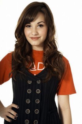 8 - Demi Lovato - V-I-P