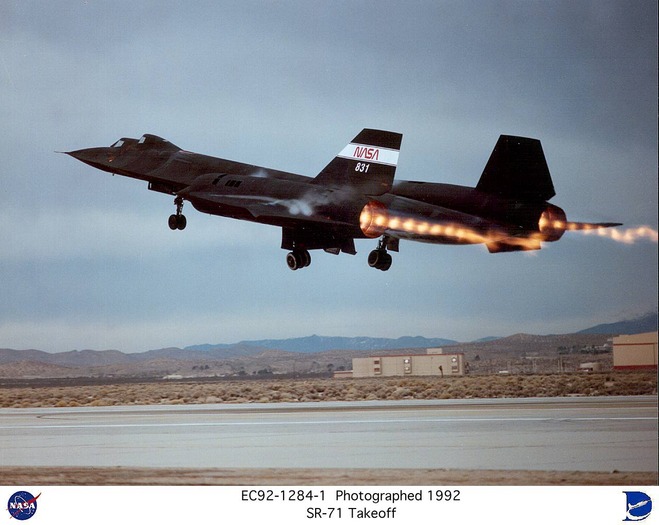 EC92-128 - Avioane