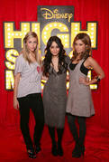 WRUDPUTCEPFSYAQWMTX - Ashley Michelle Tisdale