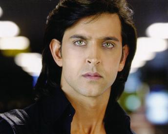 hrithik_roshan (101); Actor indian ce a devenit peste noapte un super star, din cauza filmului de succes "Kaho Naa... Pyaa
