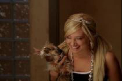 UGWZWKDXPTGWJVITEXN - ASHLEY
