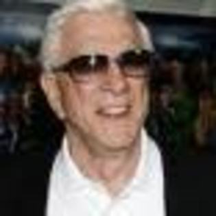 1 - Poze Leslie nielsen