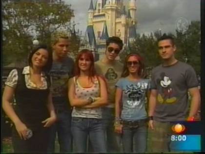 dis26dic063go2zf3 - RBD la Disneyland Paris