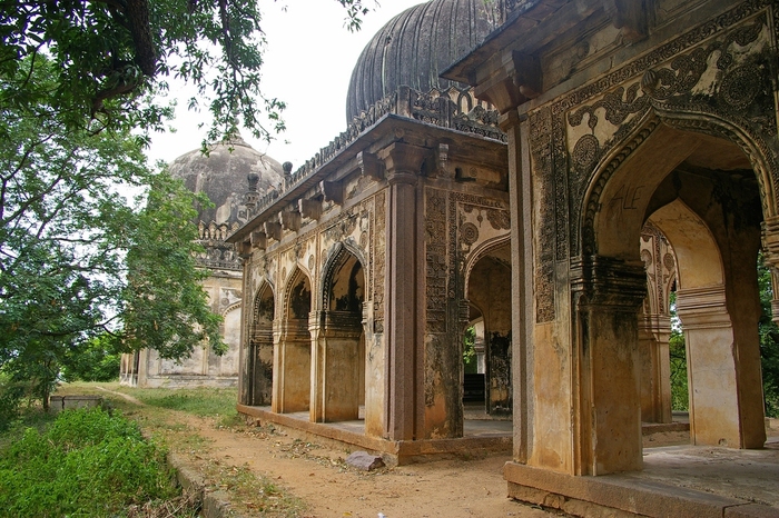 Qutb Shahi Tombs in Hyderabad - India - Islamic Architecture Around the World
