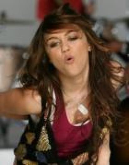 ZNKEFATXQZUQCZDLYXR - miley cyrus - hannah montana
