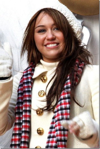 admphotos355939-miley-cyrus-thumb - Hannah Montana Miley Cyrus