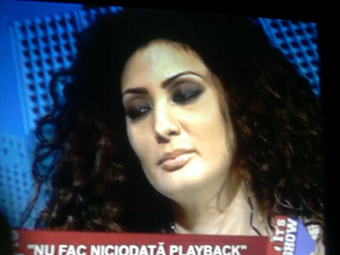 P220110_19.51 - Claudia Pavel-Cream